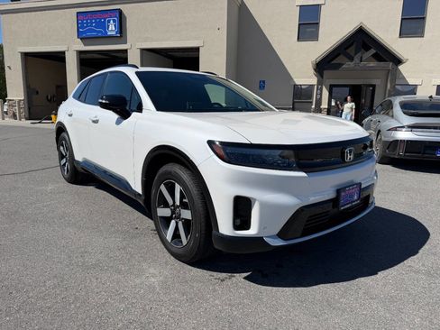 Used 2025 Honda Prologue Touring image 1