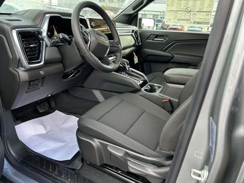 New 2026 GMC Canyon Elevation w/ Convenience Package image 6