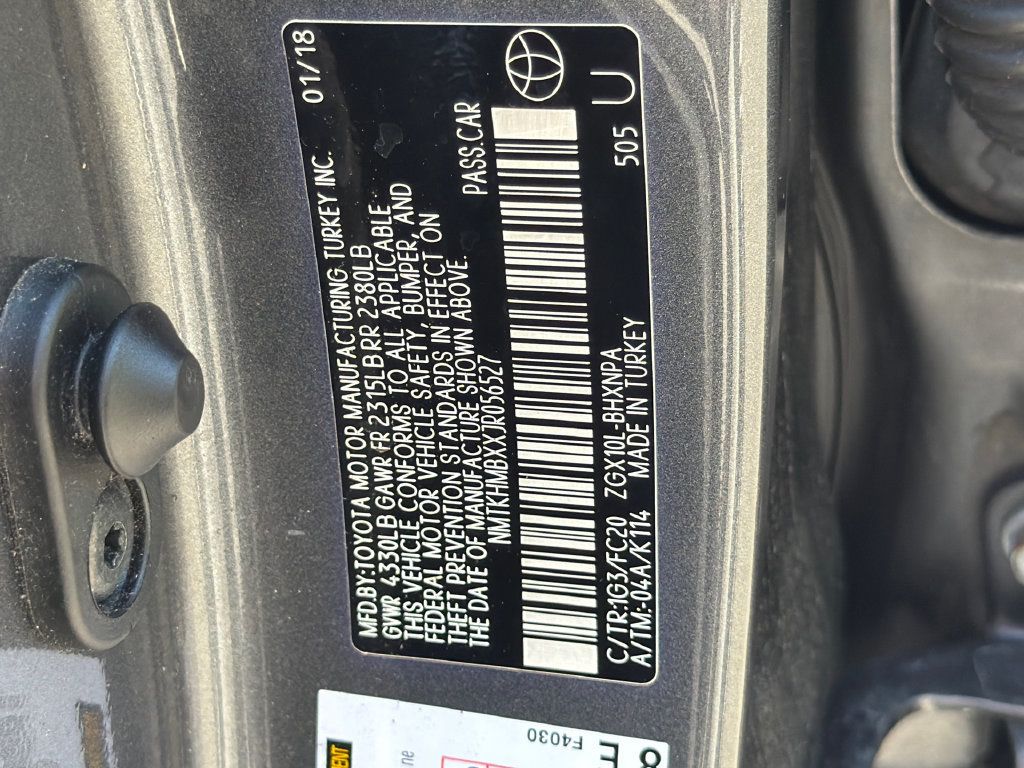 Used 2018 Toyota C-HR XLE FWD image 33