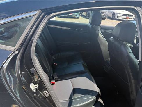 Used 2016 Honda Civic Touring image 13