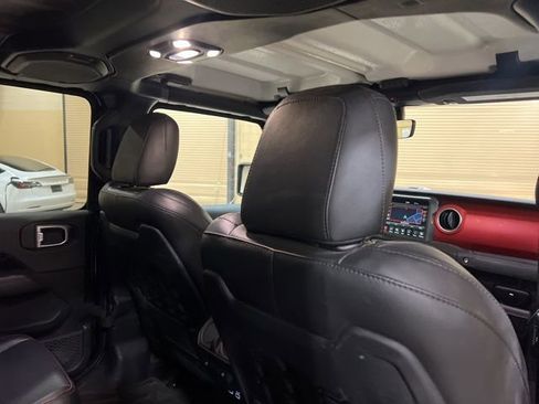 Used 2022 Jeep Gladiator Rubicon w/ Trailer Tow Package image 21