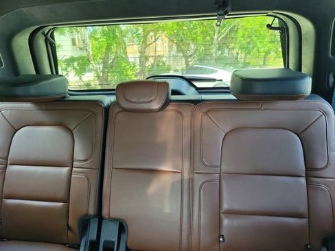 Used 2022 Lincoln Navigator Reserve RWD image 13