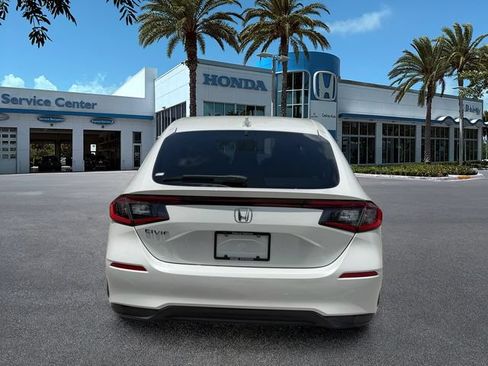 Used 2023 Honda Civic EX-L image 6