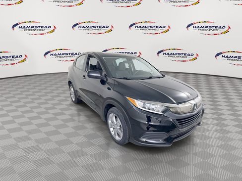 Used 2022 Honda HR-V LX image 2