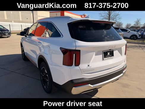 Used 2026 Kia Sorento S w/ S Panoramic Sunroof Package FWD image 2