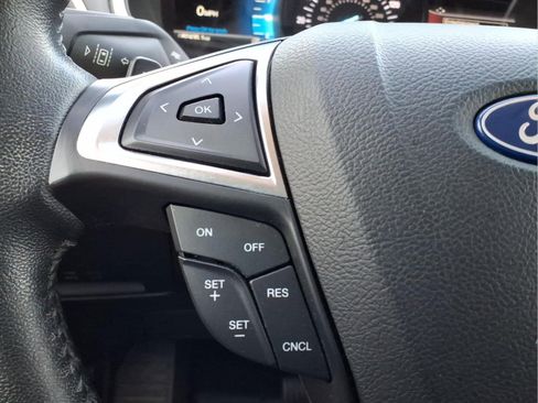 Used 2019 Ford Edge SEL w/ Equipment Group 201A AWD/4WD image 26