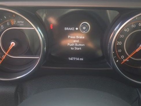 Used 2018 Jeep Wrangler Unlimited Sport S AWD/4WD image 1