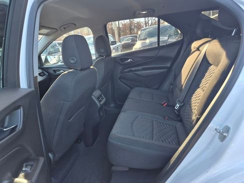 Used 2019 Chevrolet Equinox LT image 14