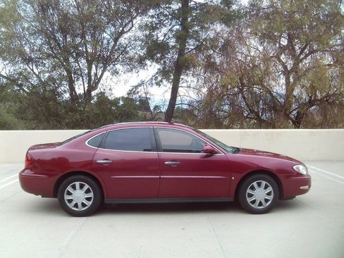 Used 2006 Buick LaCrosse CX FWD image 10