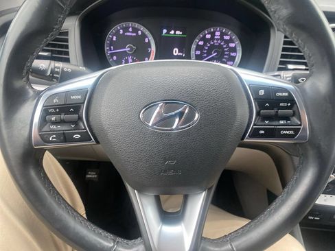 Used 2018 Hyundai Sonata SEL w/ Winter Weather Package FWD image 17
