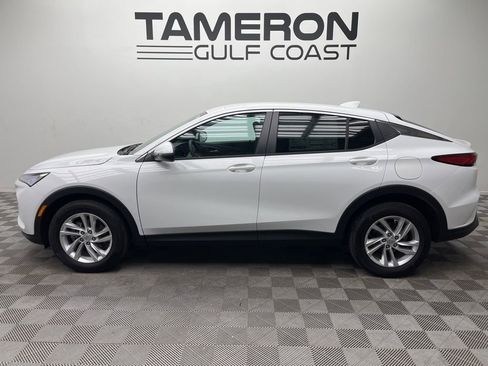 New 2026 Buick Envista Preferred image 2