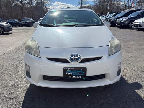 Used 2011 Toyota Prius Two image 2