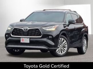 Certified 2026 Toyota Highlander Platinum AWD/4WD video 1