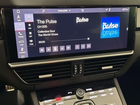 Used 2019 Porsche Cayenne S AWD/4WD image 21