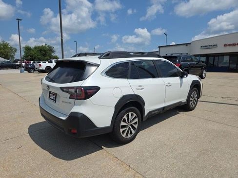 Used 2023 Subaru Outback Premium AWD/4WD image 8
