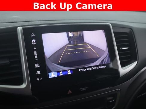 Used 2018 Honda Pilot EX image 5