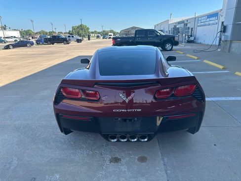 Used 2017 Chevrolet Corvette Stingray Coupe w/ Z51 1LT RWD image 28