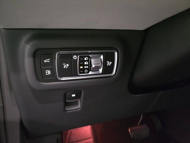 Used 2025 Lincoln Nautilus Reserve AWD/4WD image 27
