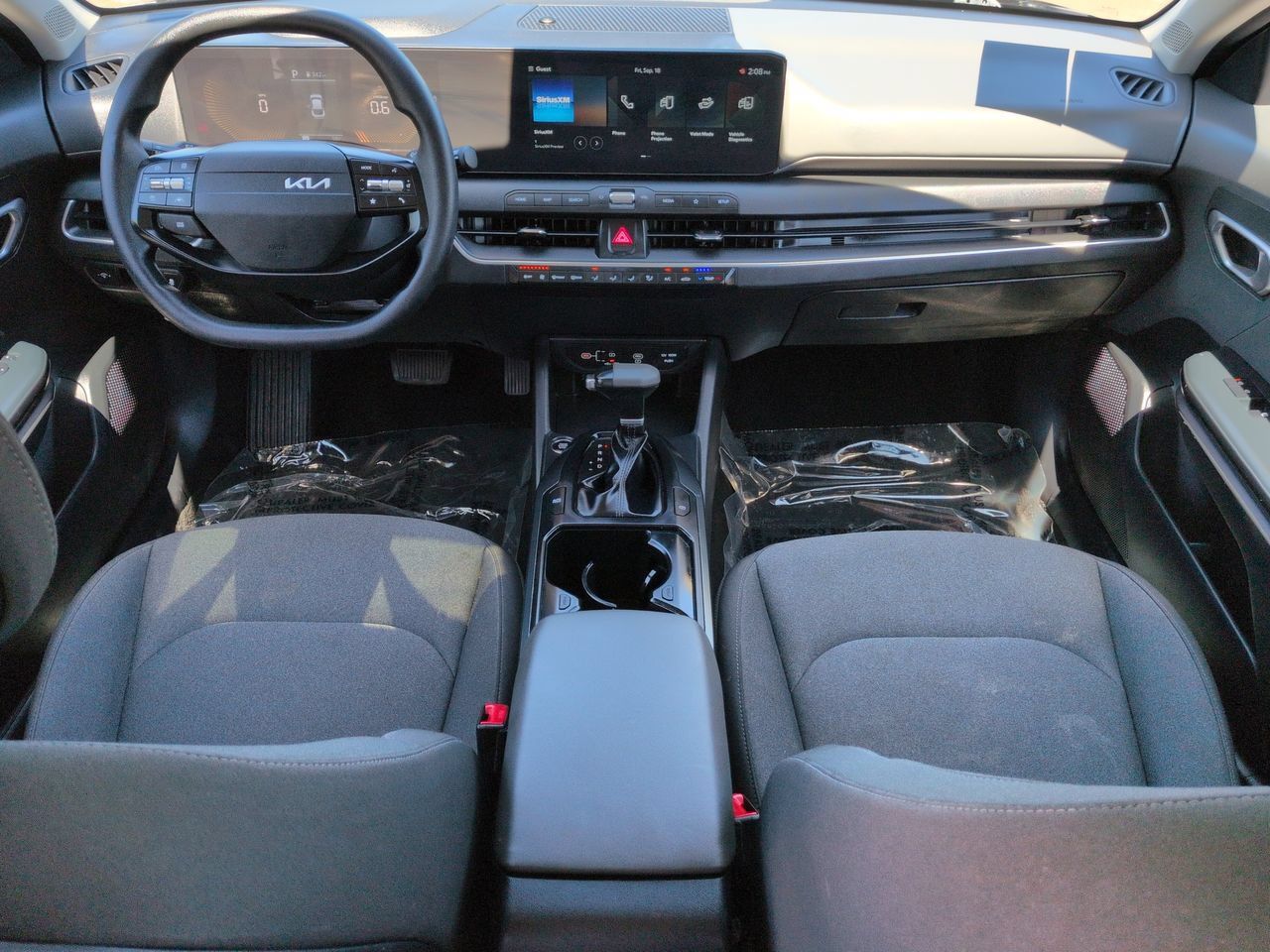 Used 2025 Kia K4 FWD image 14