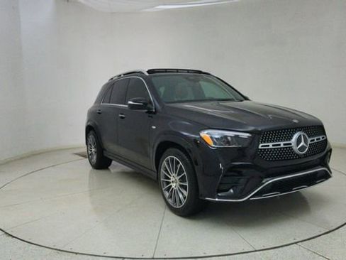 Used 2025 Mercedes-Benz GLE 450e 4MATIC image 66