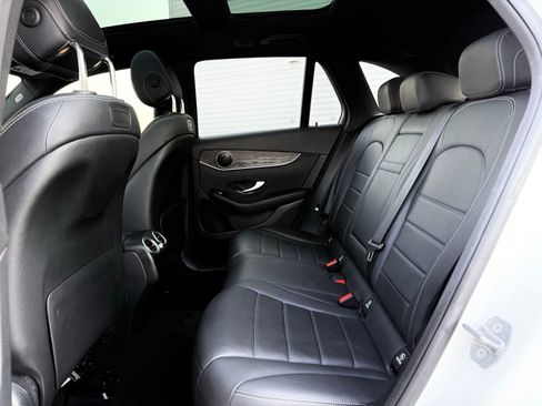 Used 2018 Mercedes-Benz GLC 300 image 28
