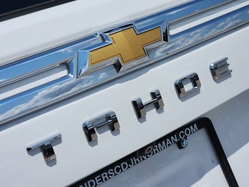 Used 2021 Chevrolet Tahoe LT w/ LT Signature Package AWD/4WD image 12