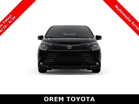 New 2026 Toyota Sienna XLE Woodland Edition AWD/4WD image 33