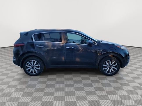 Used 2017 Kia Sportage EX image 9