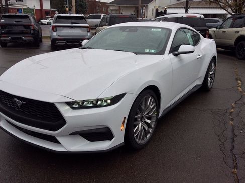 New 2026 Ford Mustang Premium image 5