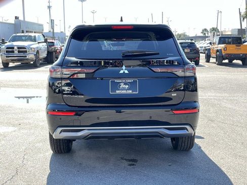 New 2026 Mitsubishi Outlander SE AWD/4WD image 4