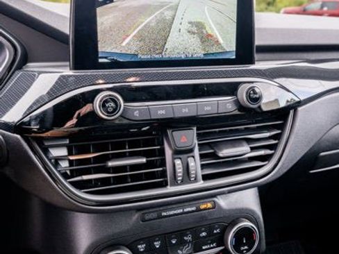New 2026 Ford Escape ST-Line w/ Cold Weather Package FWD image 39