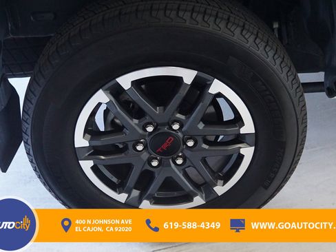 Used 2024 Toyota Tacoma TRD Sport image 13