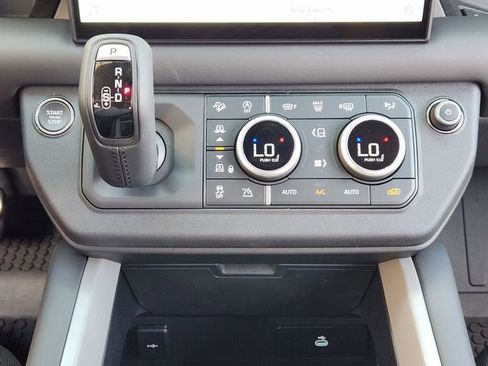 New 2025 Land Rover Defender 110 V8 AWD/4WD image 14