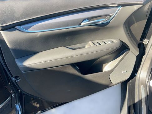 New 2025 Cadillac XT5 Luxury w/ LPO, Floor Liner Package image 27