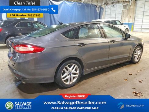 Used 2015 Ford Fusion SE image 4