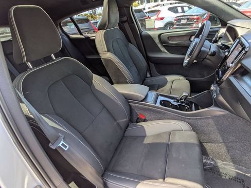 Certified 2023 Volvo C40 P8 Recharge Ultimate AWD/4WD image 29