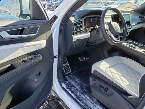 New 2026 Volkswagen Atlas Cross Sport SEL Premium R-Line image 6