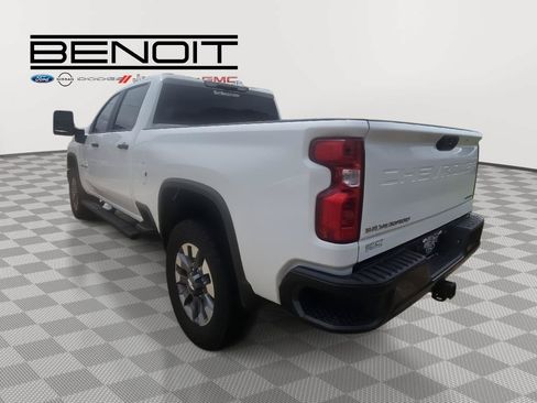 Used 2024 Chevrolet Silverado 2500 Custom w/ Custom Convenience Package AWD/4WD image 7