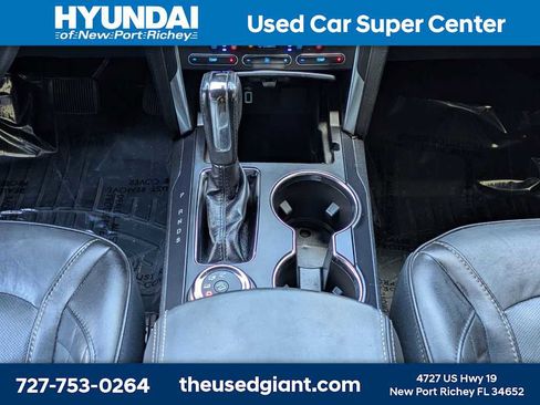 Used 2018 Ford Explorer Platinum AWD/4WD image 26