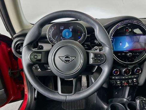 Used 2024 MINI Cooper S FWD image 15