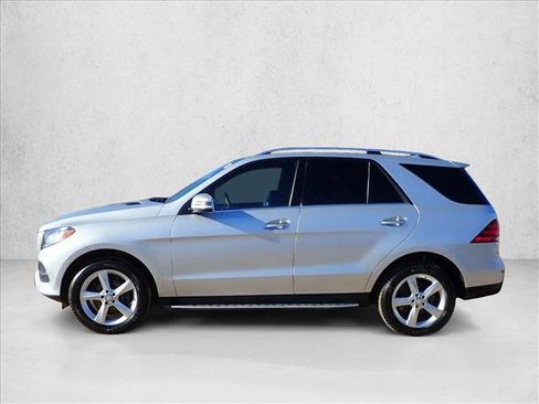 Used 2016 Mercedes-Benz GLE 350 4MATIC image 2