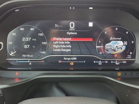 Used 2022 GMC Yukon XL Denali AWD/4WD image 18