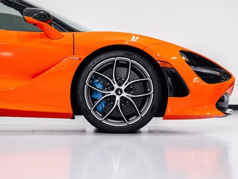 Used 2019 McLaren 720S Performance RWD image 41