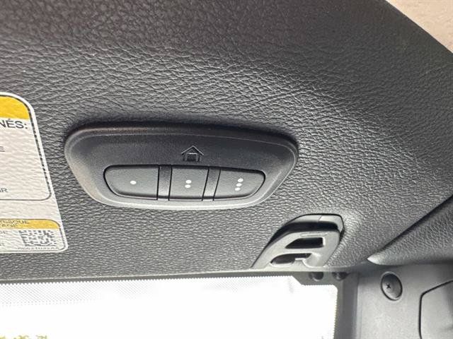 Used 2024 Jeep Wrangler Unlimited Sahara w/ Safety Group AWD/4WD image 18