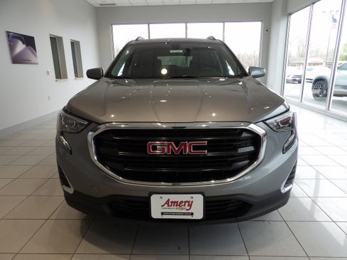 Used 2019 GMC Terrain SLE w/ Driver Convenience Package AWD/4WD image 2