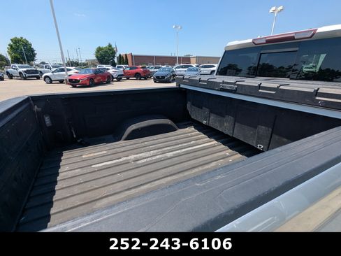 Used 2022 Chevrolet Silverado 2500 LTZ w/ LTZ Convenience Package AWD/4WD image 6