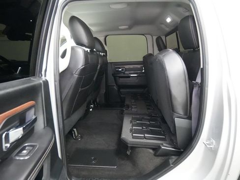 Used 2017 RAM 1500 Laramie AWD/4WD image 20
