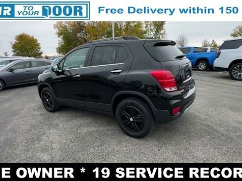 Used 2019 Chevrolet Trax LT w/ LT Convenience Package image 36