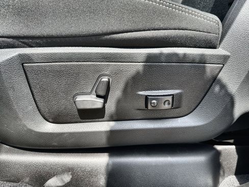 New 2025 RAM 2500 Big Horn image 13