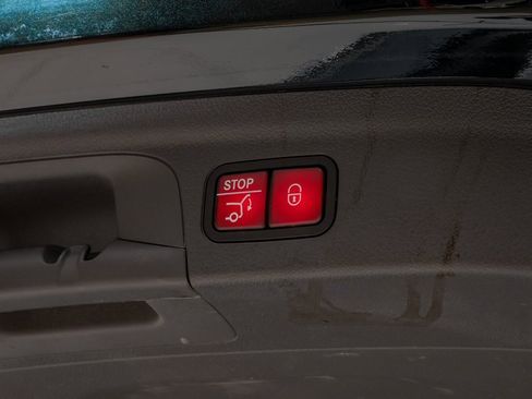 Used 2020 Mercedes-Benz GLE 450 4MATIC image 58